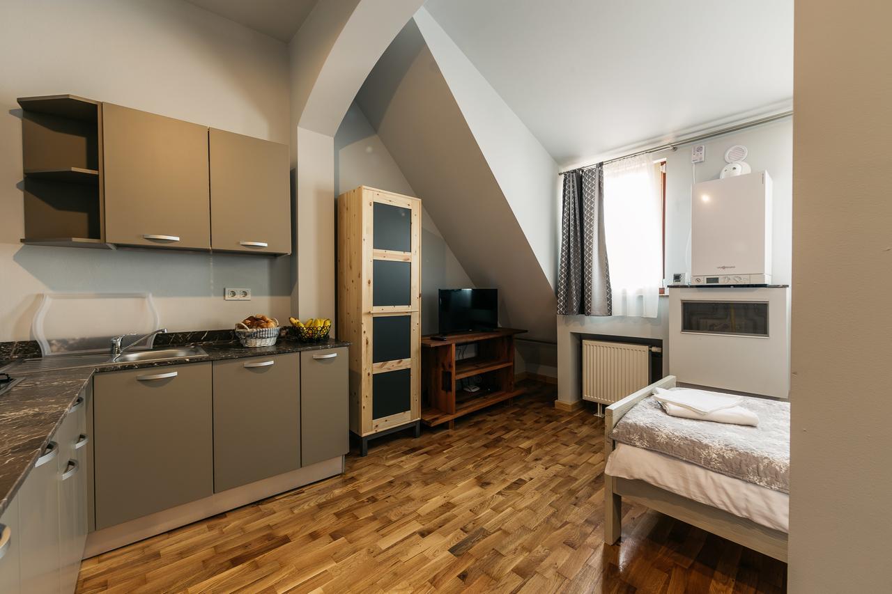 Yellowboot Aparthotel Sibiu Exterior foto